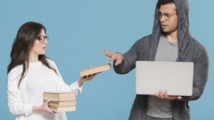 This blog will explore the key differences between LMS and LXP, helping you decide which platform is best for your organization.